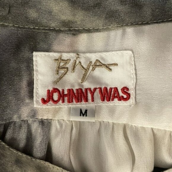 Johnny Was Biya 100% Silk Blouse Top M Medium Tie Dye Marbled Full Button Down - Picture 7 of 10
